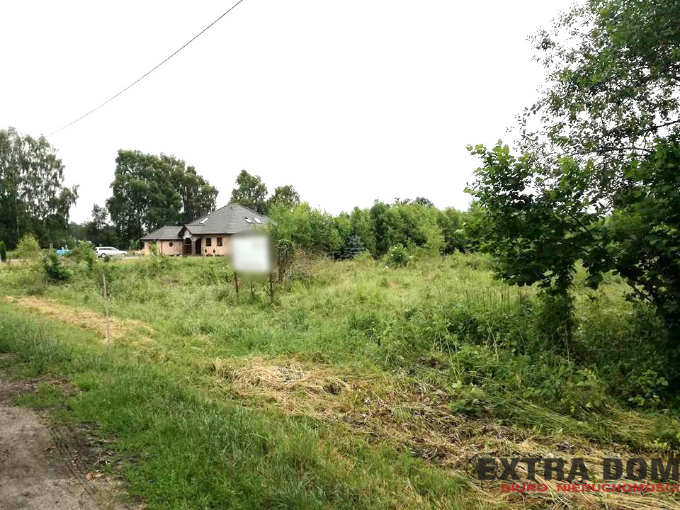 Działka na sprzedaż
